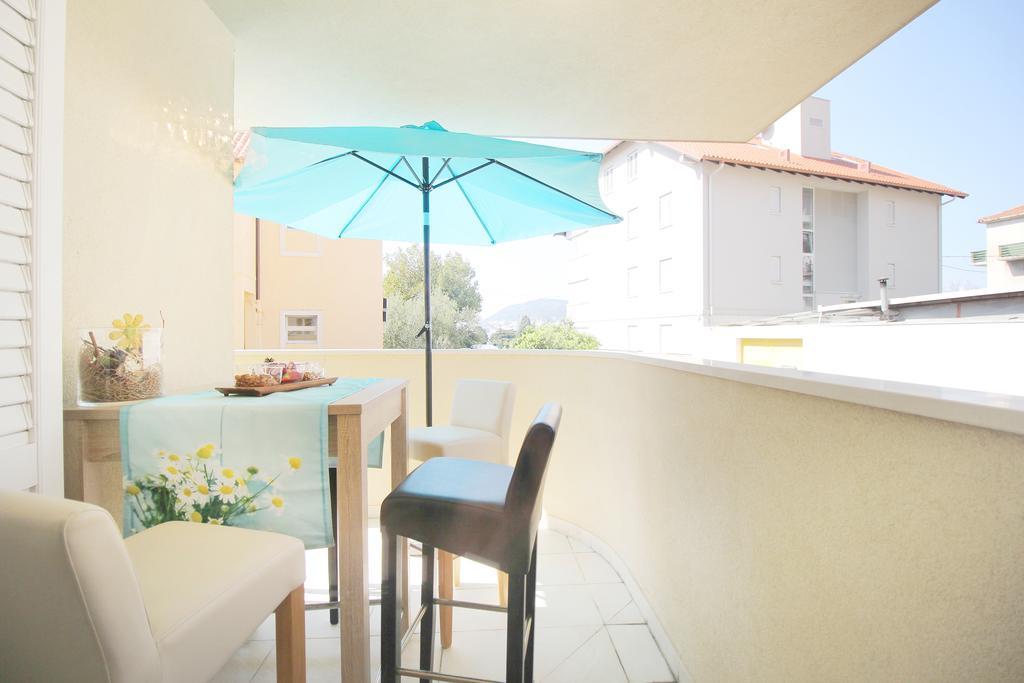 Apartment Marieta สปลิท ภายนอก รูปภาพ