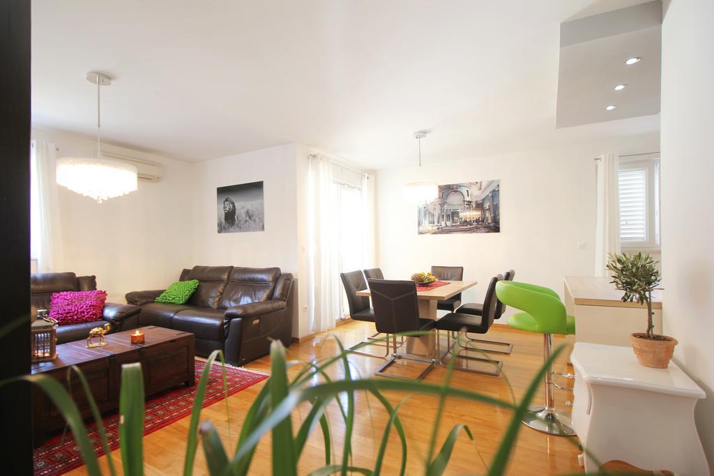 Apartment Marieta สปลิท ภายนอก รูปภาพ